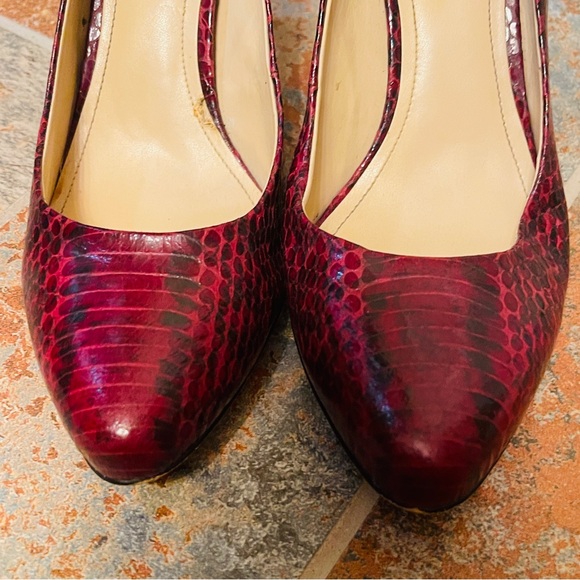 🐊Elegant Vince Camuto Leather Snake PrintHigh Heel Pumps! - Picture 6 of 16